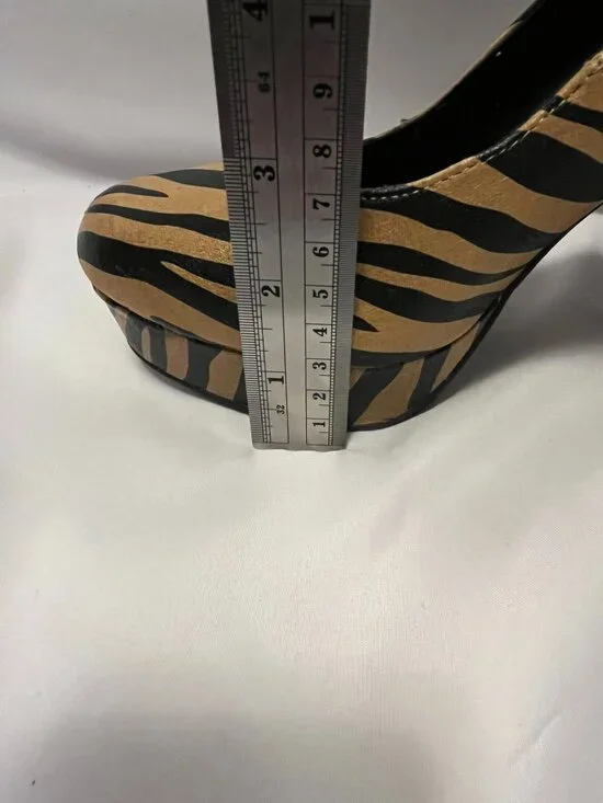 Forever 21 Tiger Print Platform Heels – Size 8 – NWOT - Picture 16 of 16